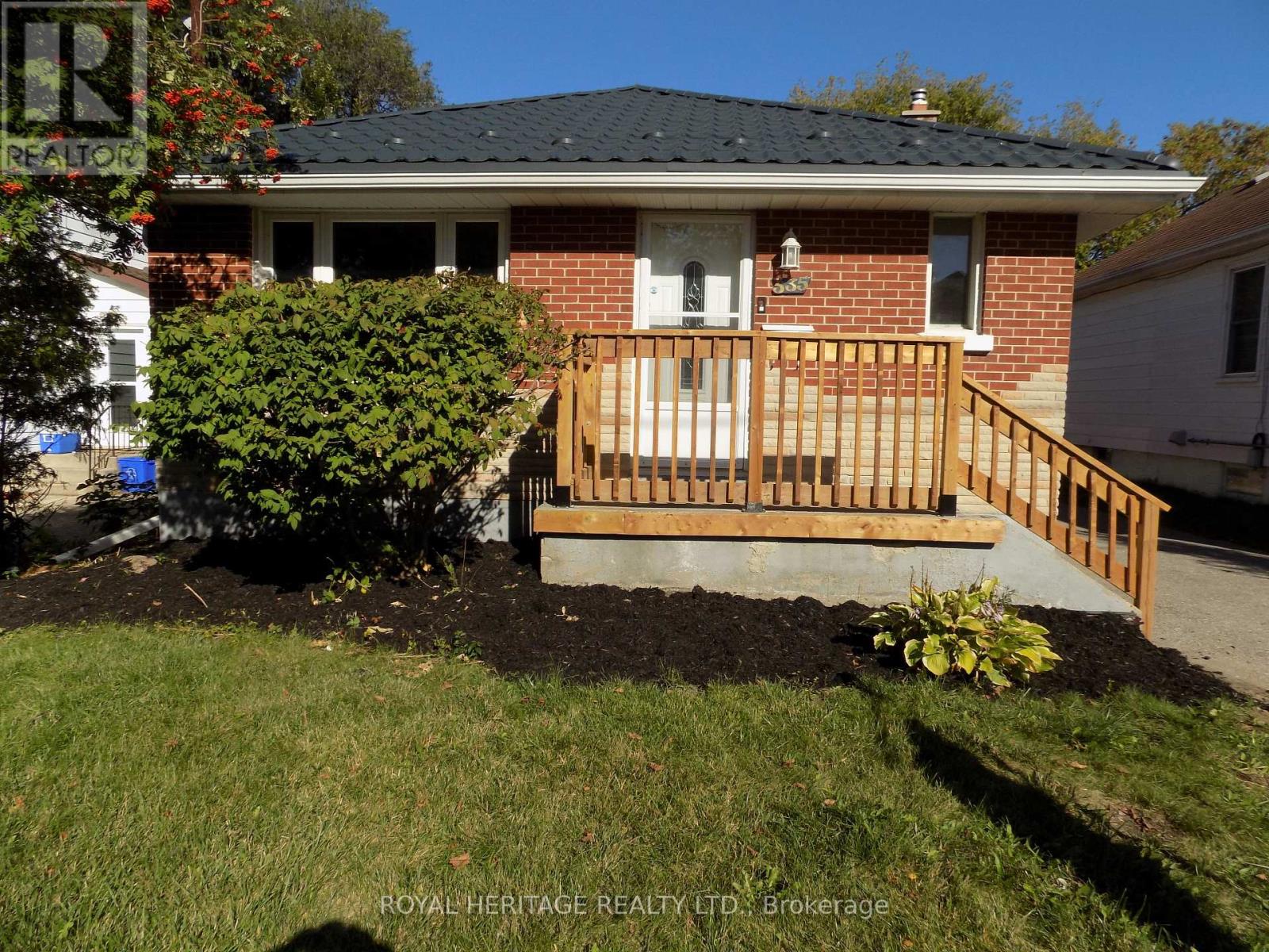 535 Montrave Ave, Oshawa, ON L1J 4S8