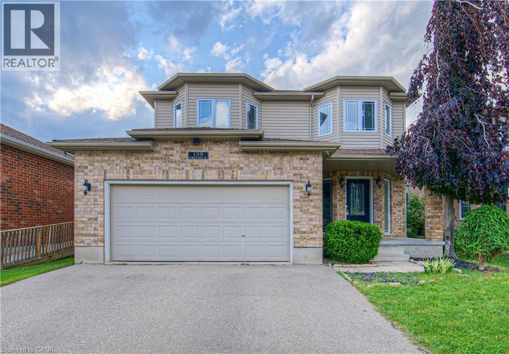 139 Pebblecreek Dr, Kitchener, ON N2A 4M4