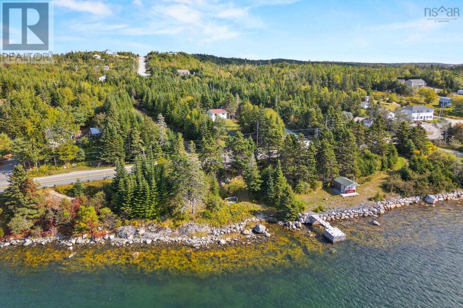 10127 Highway 7, Salmon River Bridge, NS B0J 1W0