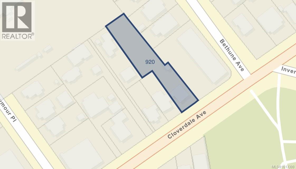 920 Cloverdale Ave, Saanich, BC V8X 2T3