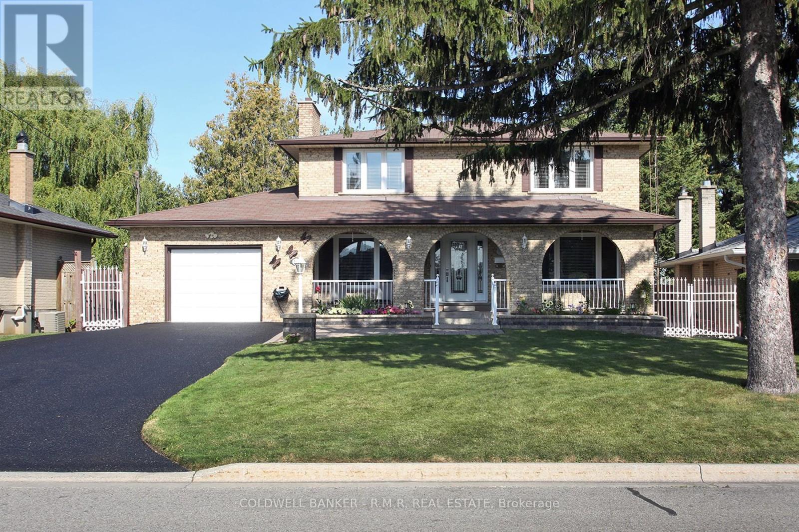 531 Nipigon St, Oshawa, ON L1J 4P7