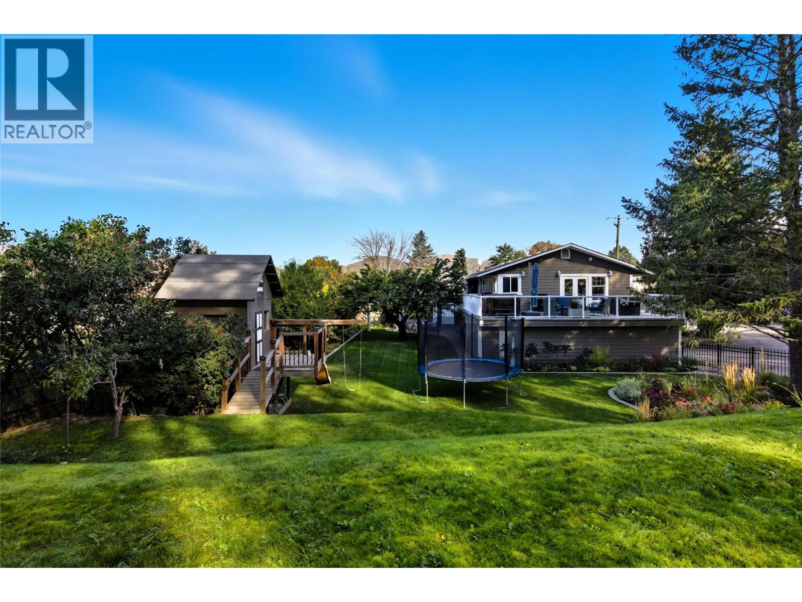 502 Holt St, Kamloops, BC V2B 5E7
