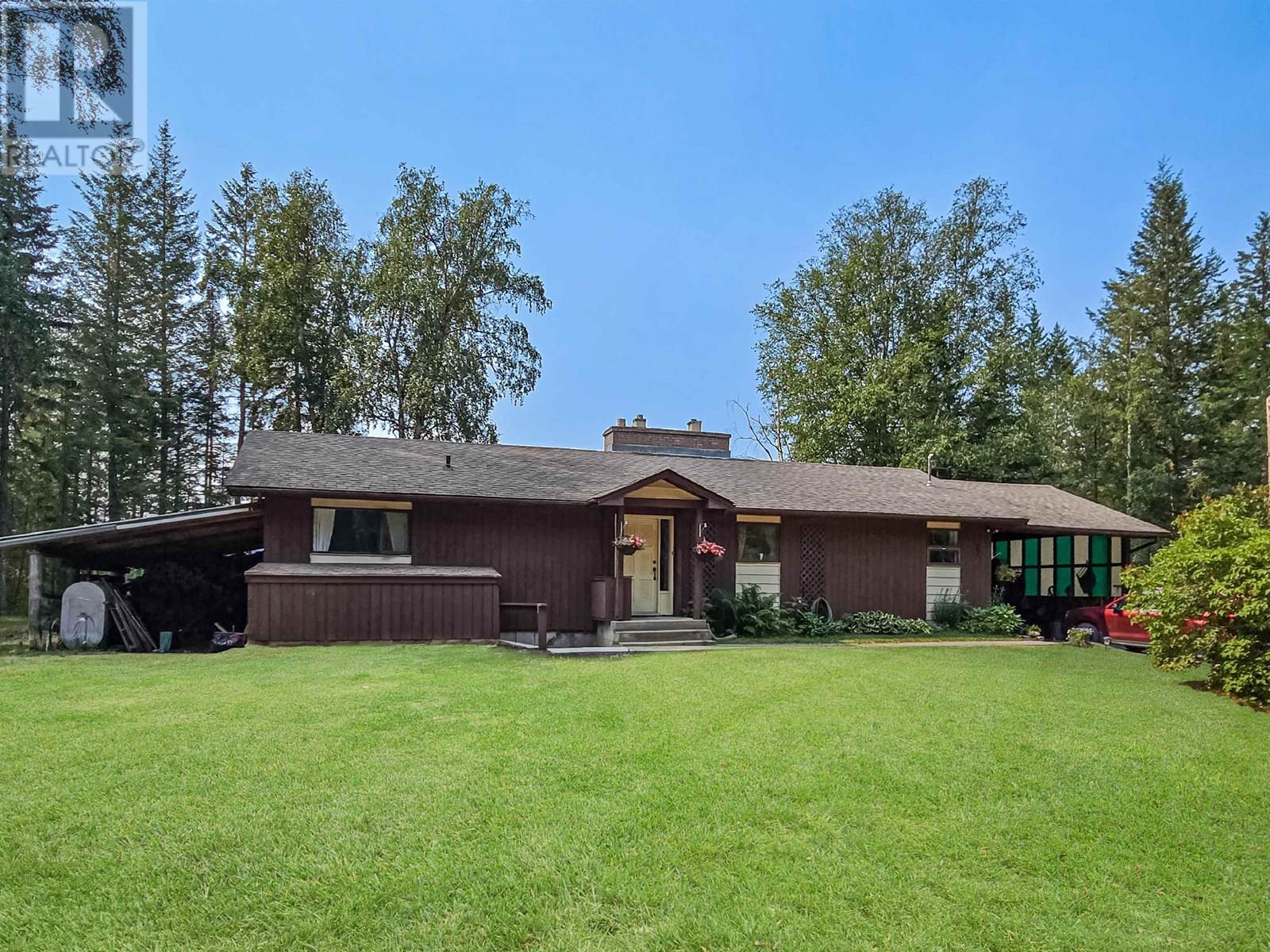 200 Whiskeyfill Rd, Valemount, BC V0E 2Z0