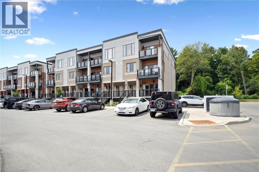 25 Isherwood Avenue Unit C34, Cambridge, ON N1R 3H5