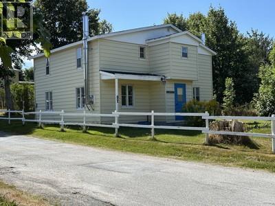 37 Lemarchant St, Carbonear, NL A1Y 1A9