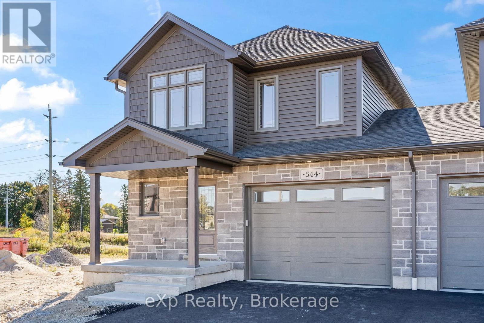 544 Newfoundland St, Wellington North, ON N0G 2L2