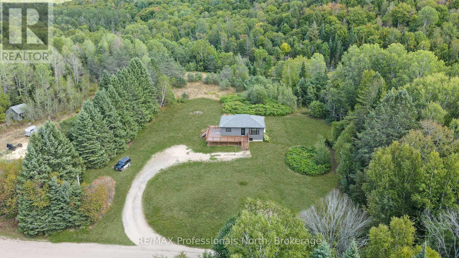 1130 Saunders Rd, Highlands East Monmouth, ON K0L 3C0