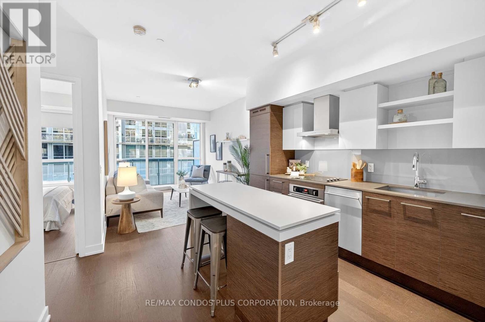 444 1030 King St W, Toronto, ON M6K 3N3