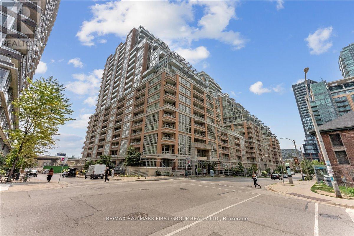 1018 65 East Liberty St, Toronto, ON M6K 0A2