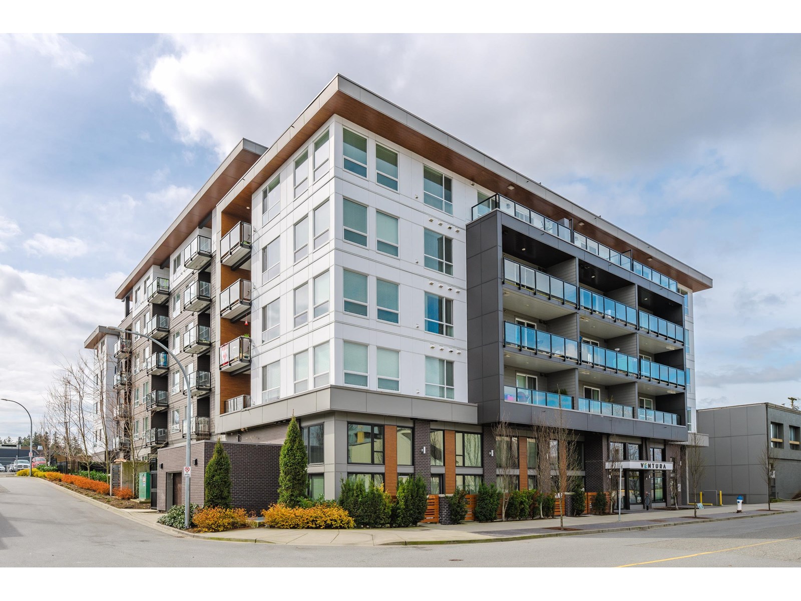 32838 Ventura Avenue Unit 304, Abbotsford, BC V2S 0M5