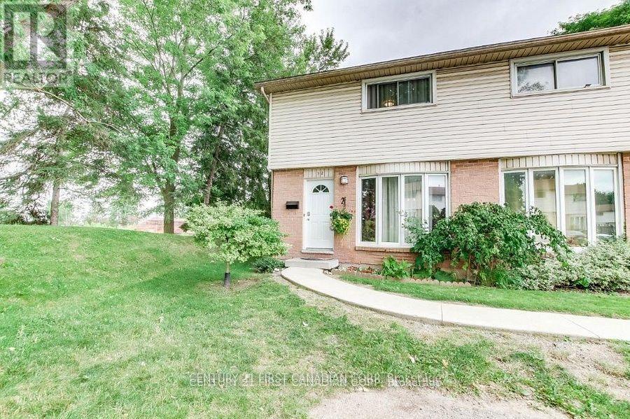32 700 Exeter Rd, London, ON N6E 1L2