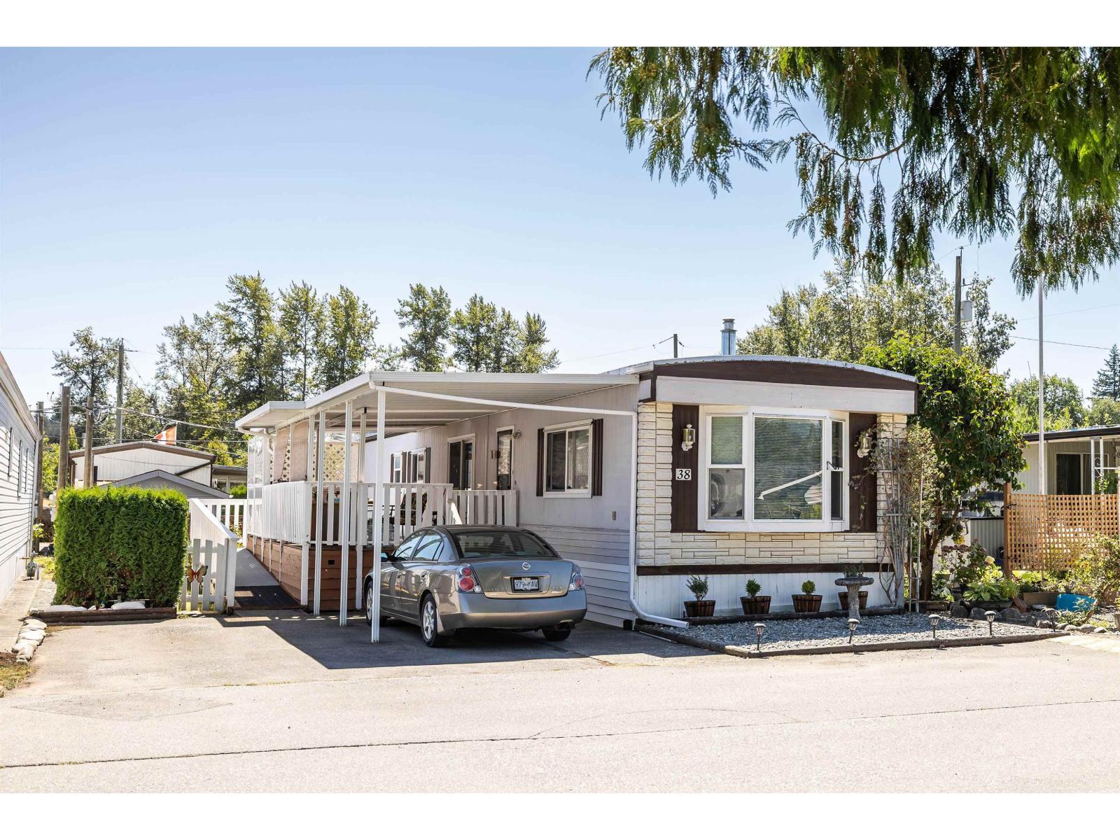 4426 232 Street Unit 38, Langley, BC V2Z 2R3