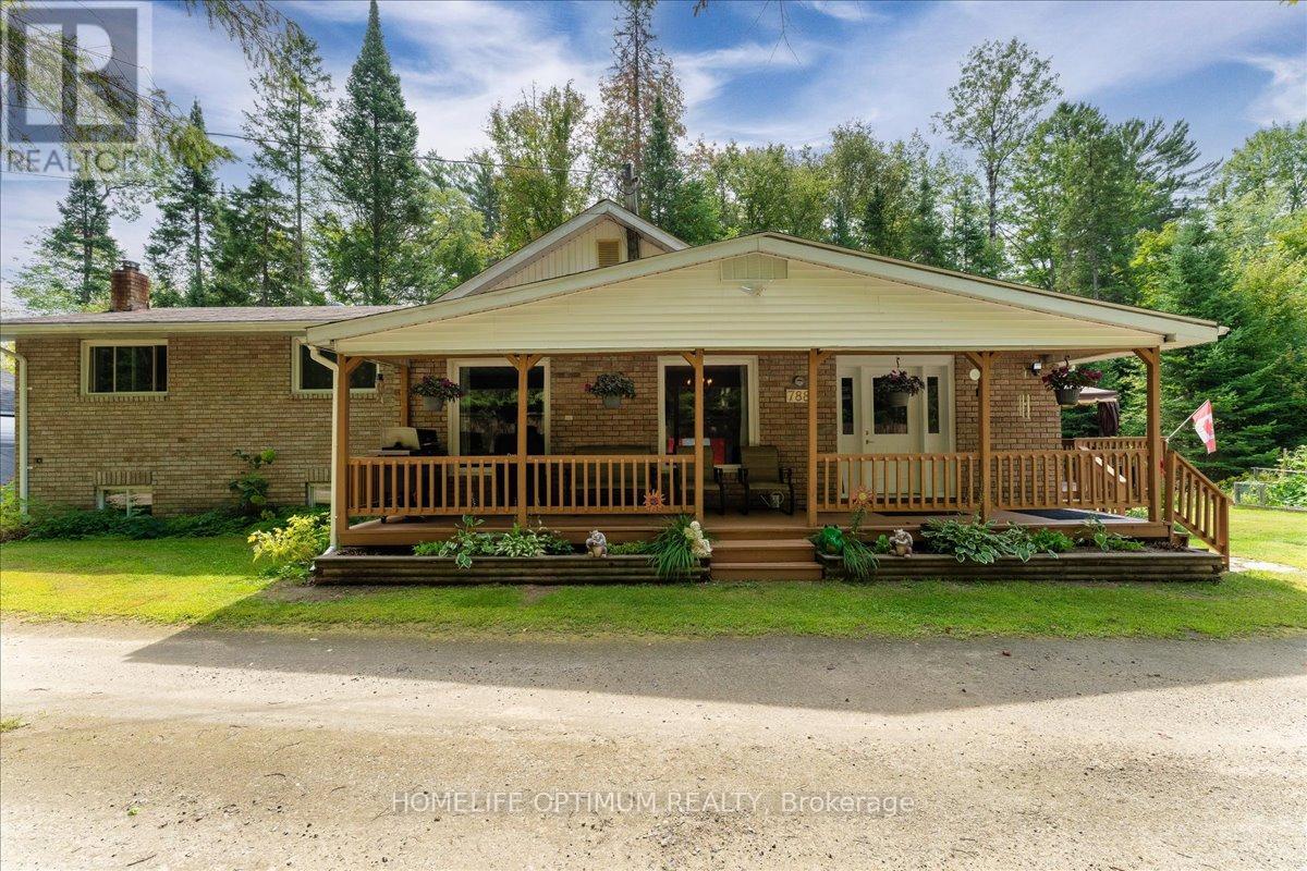 788 Muskoka Rd 3 Rd N, Huntsville Chaffey, ON P1H 1E1
