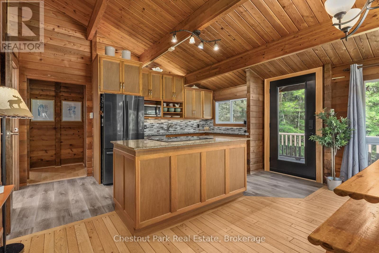 487 Oconnor Line Rd, Powassan, ON P0H 1Z0
