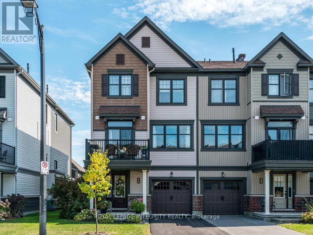 20 Fallengale Cres W, Ottawa, ON K2S 1B9