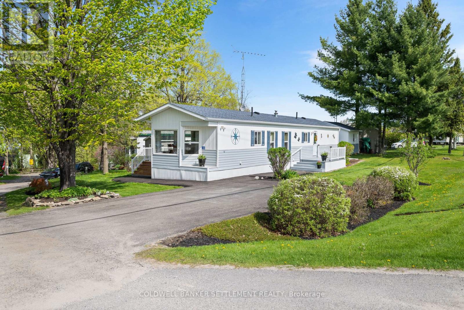 304 Acacia Rd, Drummond/North Elmsley, ON K7H 3C8