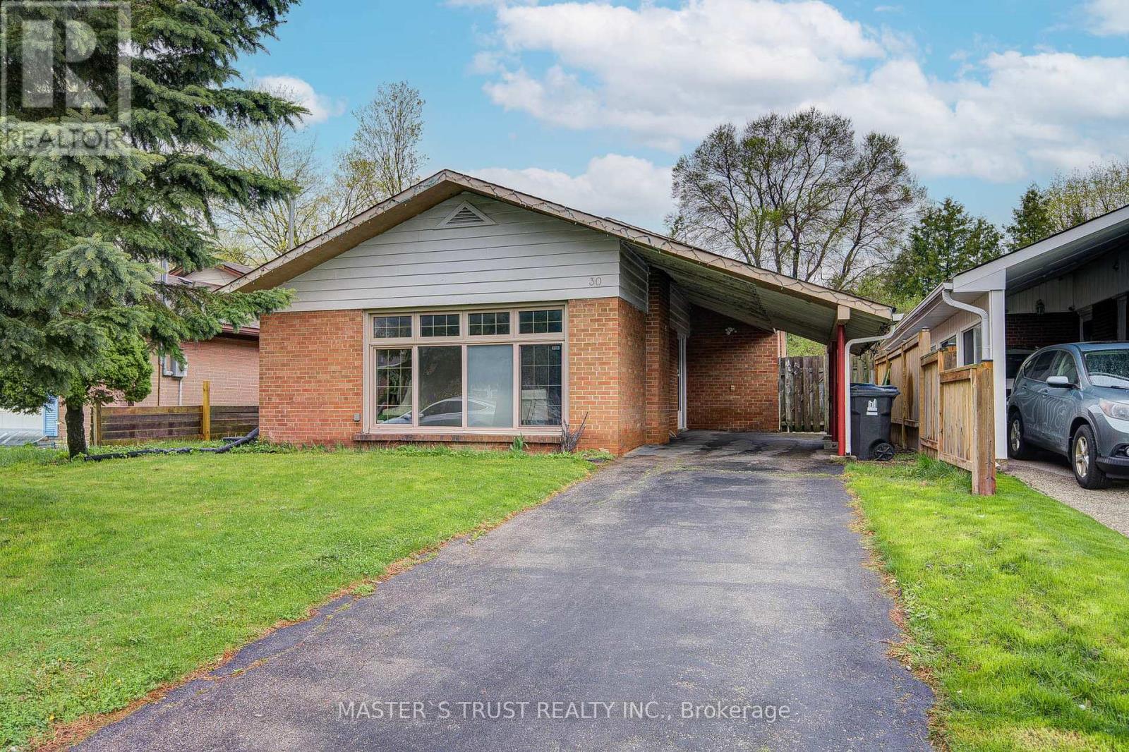30 Deerfield Rd, Toronto, ON M1K 4X1