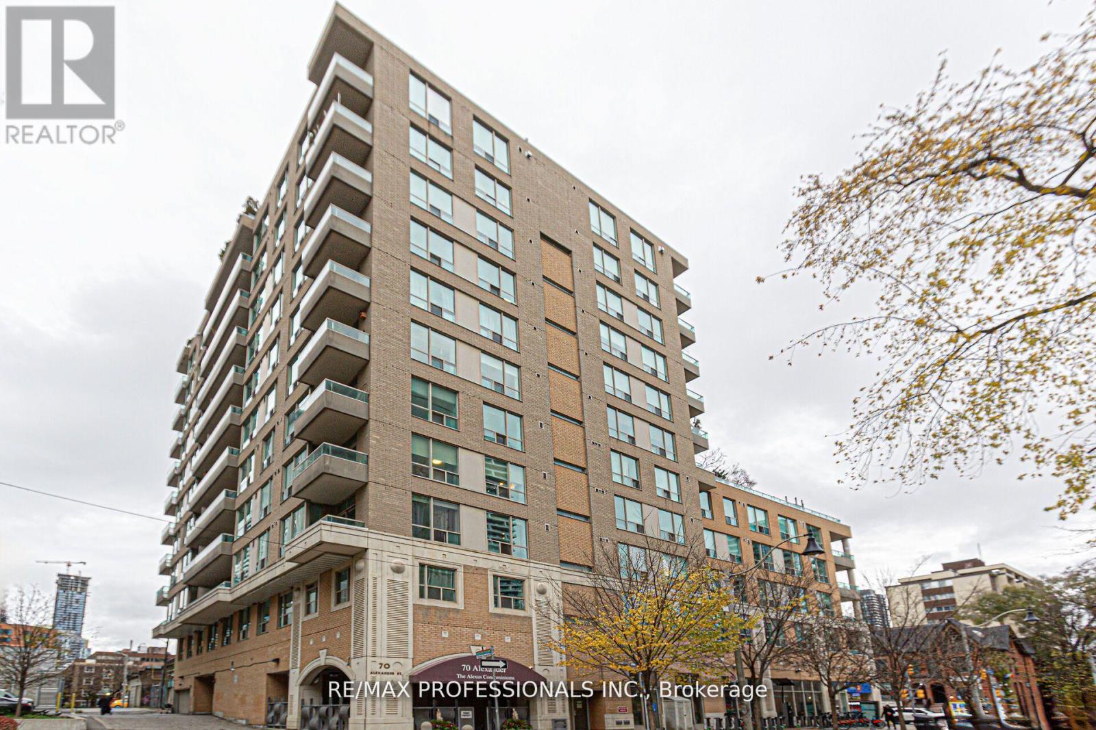 1007 70 Alexander St, Toronto, ON M4Y 3B6