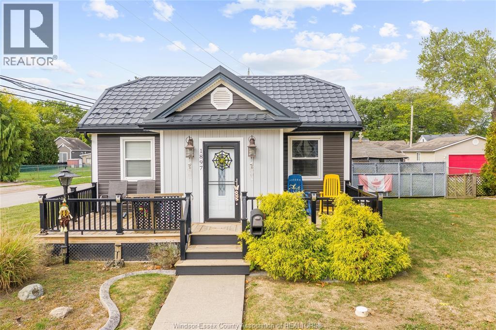 1897 Buckingham, Windsor, ON N8T 2A7