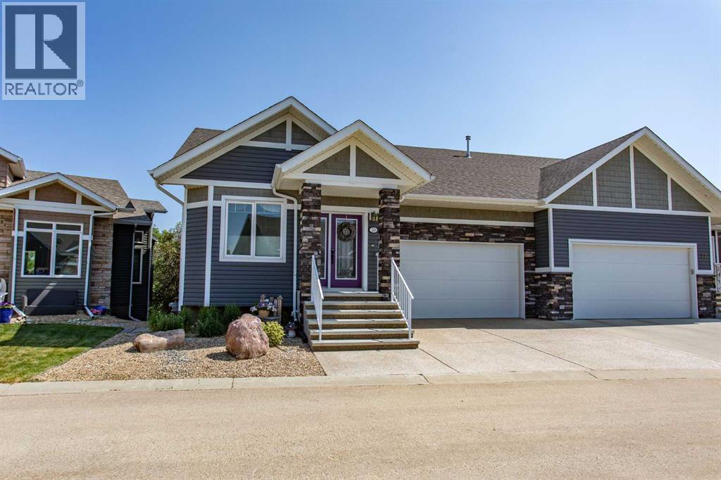 20 Beardsley Cres, Lacombe, AB T4L 0G4