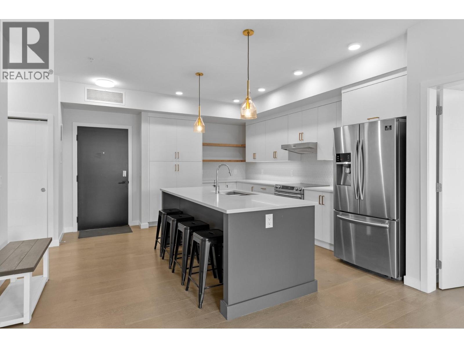 1215 St Paul Street Unit 509, Kelowna, BC V1Y 2C7