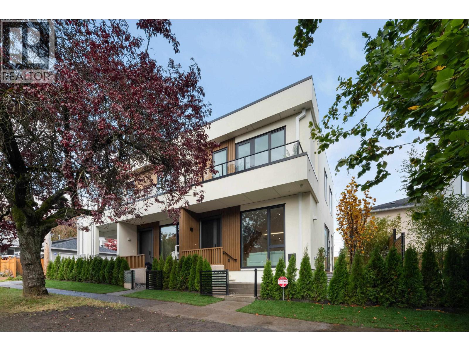 8226 Adera Street Unit 2, Vancouver, BC V6P 2R8