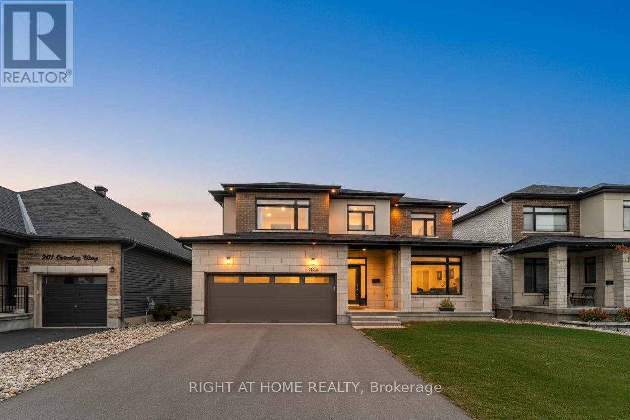 203 Osterley Way, Ottawa, ON K2S 2N6