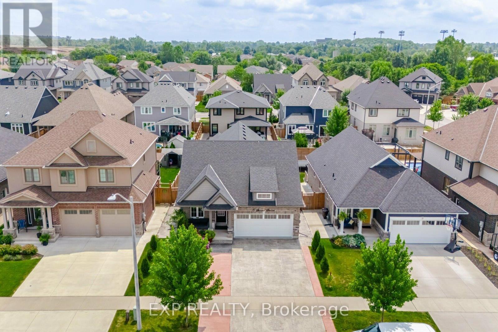 5 Secord St, Thorold, ON L2V 0E9