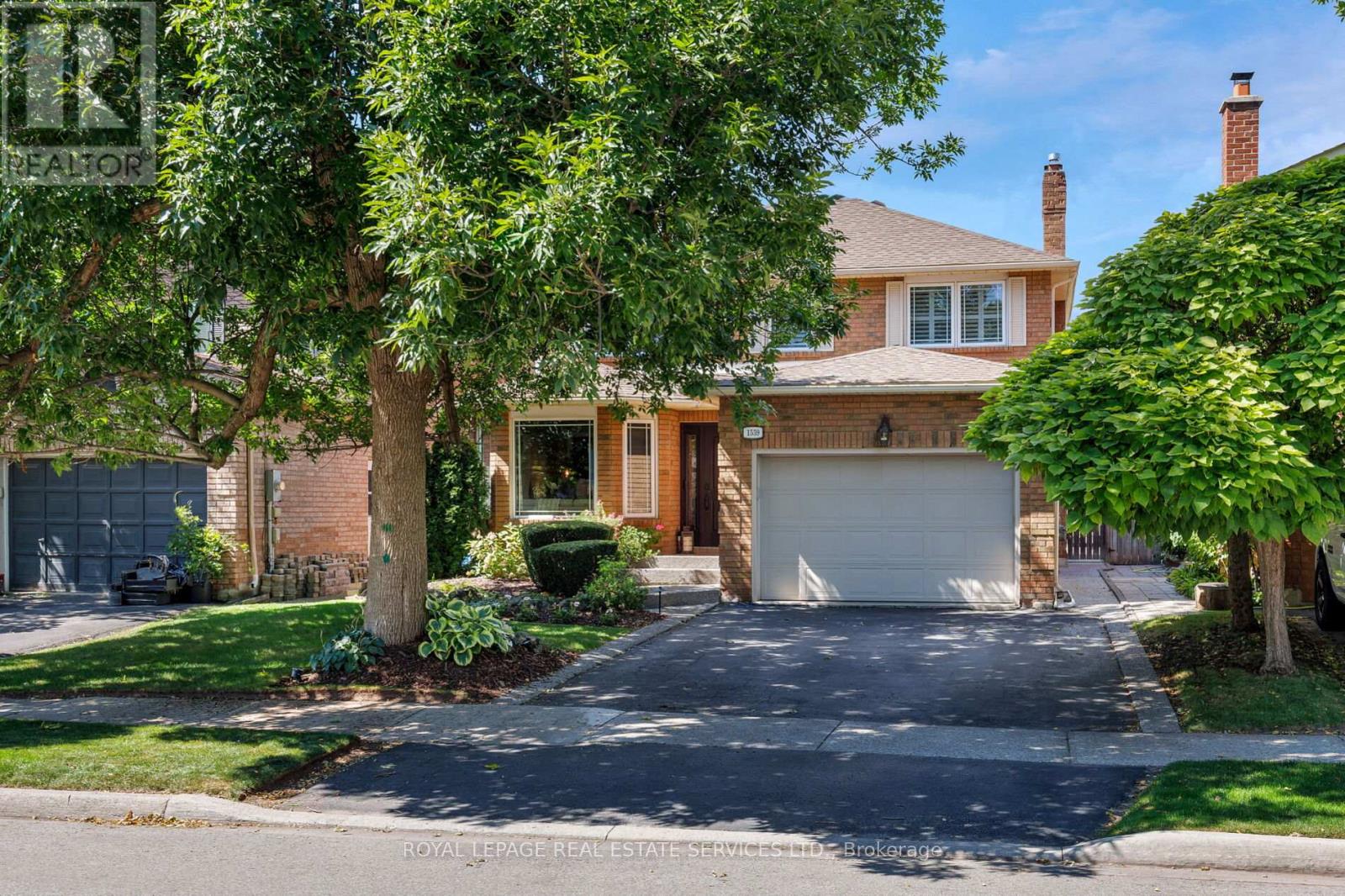 1559 Stoneybrook Trl, Oakville, ON L6M 2R4