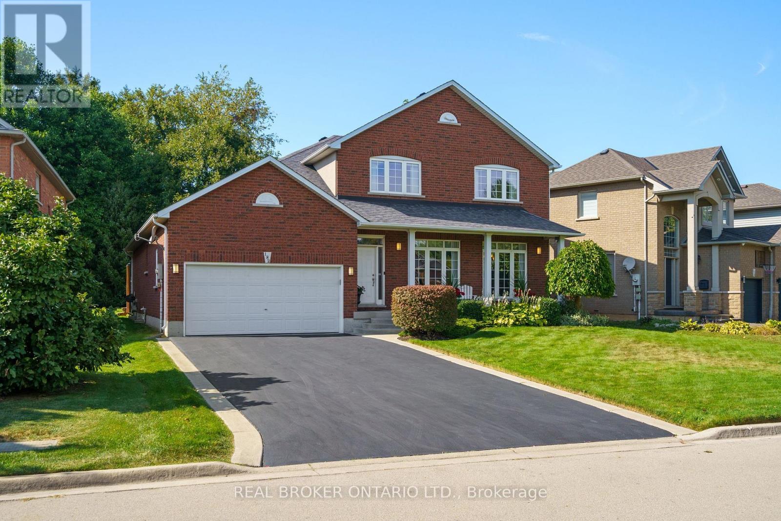 182 Valridge Dr, Hamilton, ON L9G 4Y4
