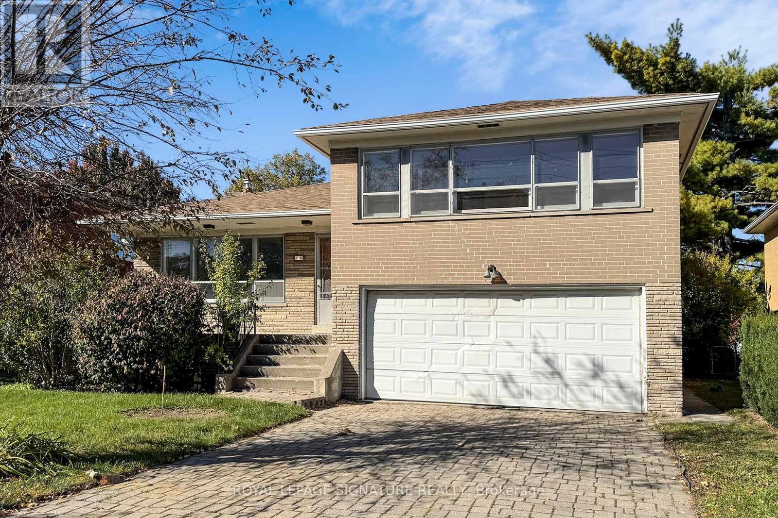 410 Patricia Ave, Toronto, ON M2R 2M9