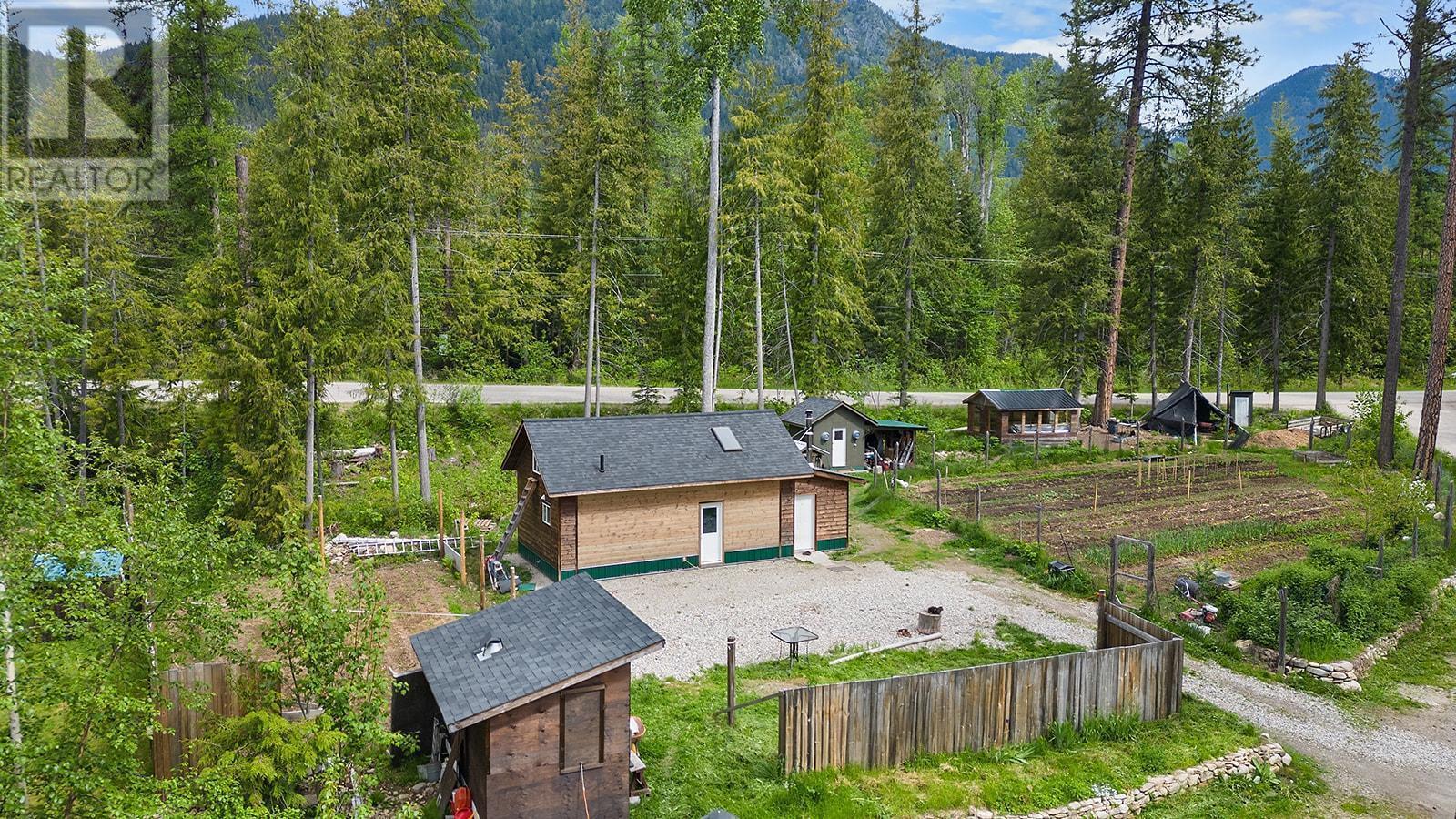 16317 Bowe Rd, Crawford Bay, BC V0B 1E0
