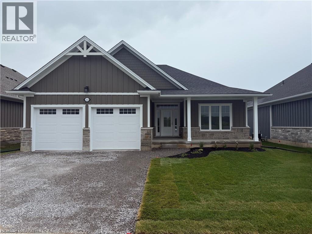 222 Schooner Dr, Port Dover, ON N0A 1N3