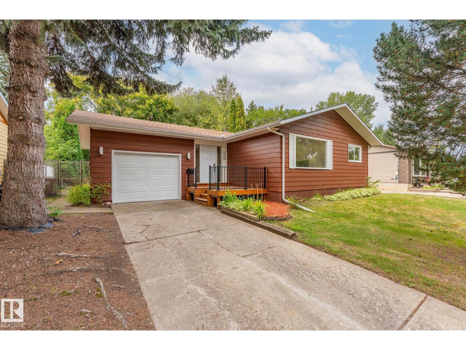 50 Lambert Cr, St. Albert, AB T8N 1M2