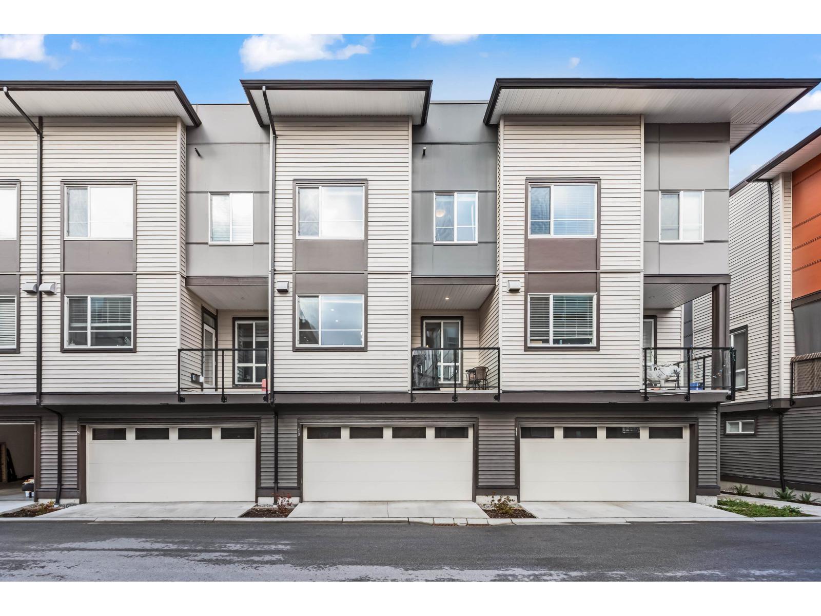 7288 188 Street Unit 10, Surrey, BC V4N 6W3
