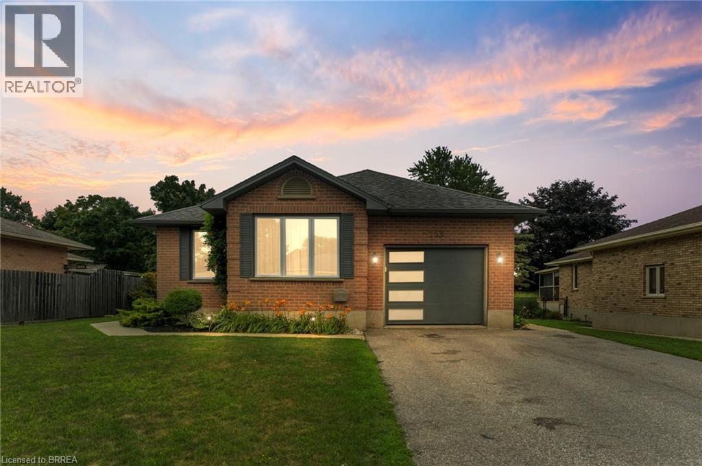 153 Fath Ave, Aylmer, ON N5H 3E2