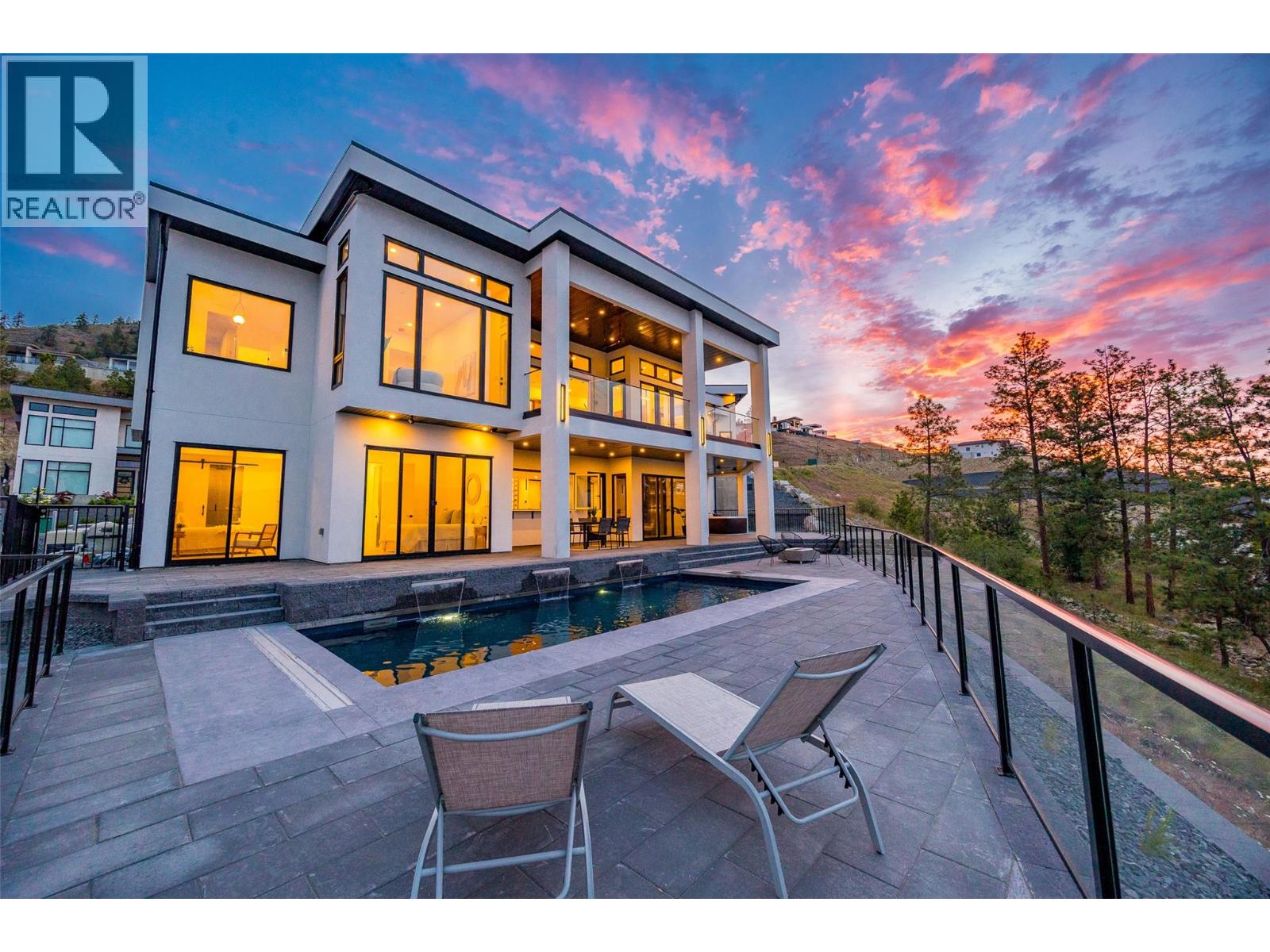 1435 Vineyard Dr, West Kelowna, BC V4T 0E9