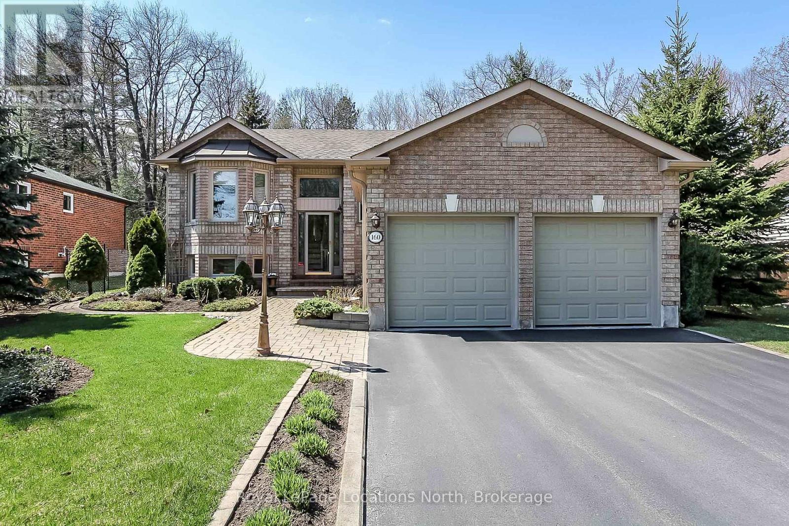 160 Fernbrook Dr, Wasaga Beach, ON L9Z 1G9