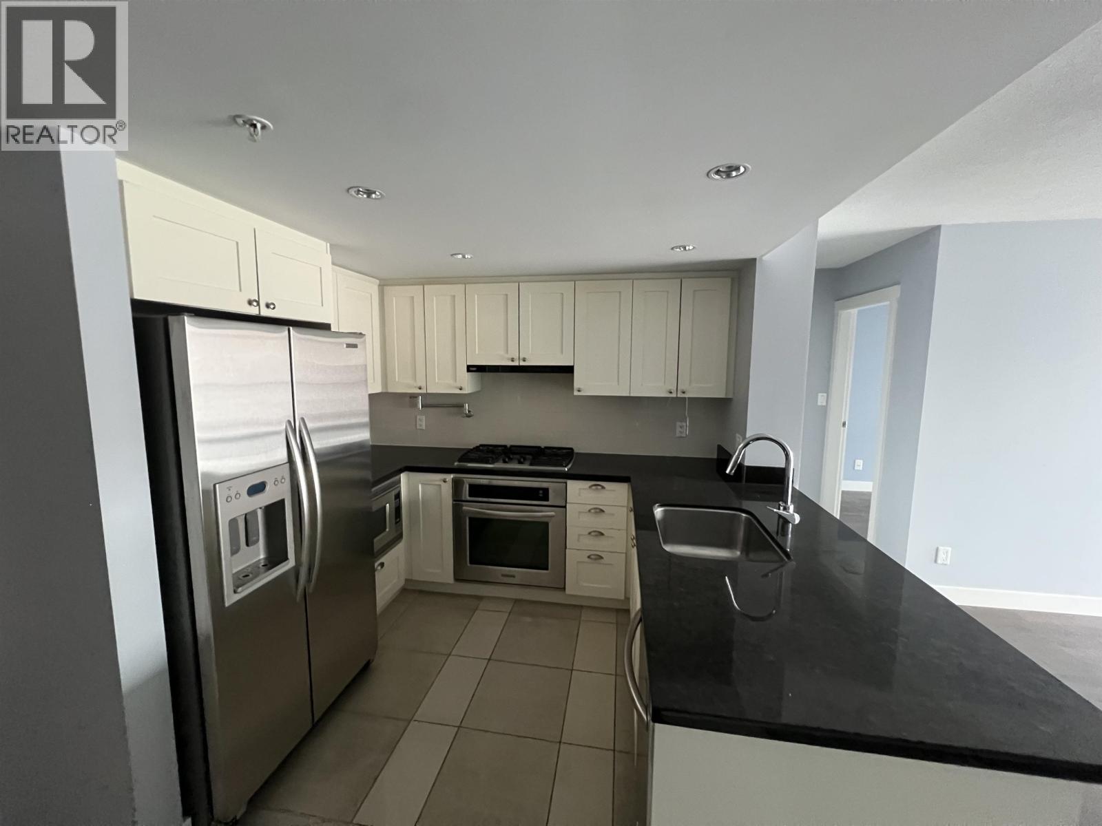 9371 Hemlock Drive Unit 322, Richmond, BC V6Y 4K6