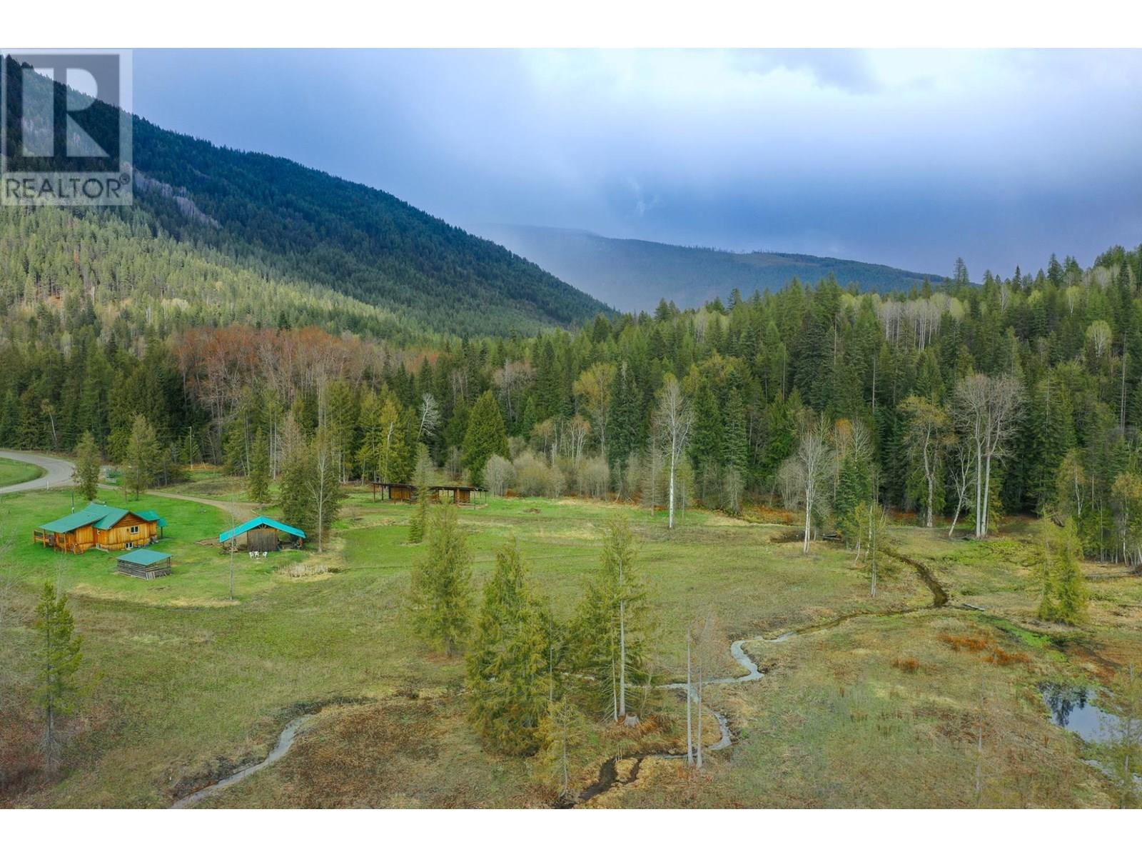 1097 Lakeview Arrow Creek Rd, Creston, BC V0B 1G1