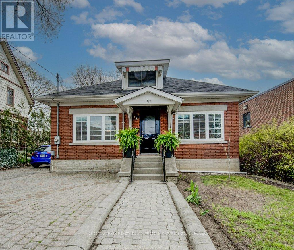 57 Glasgow St, Kitchener, ON N2G 2G8