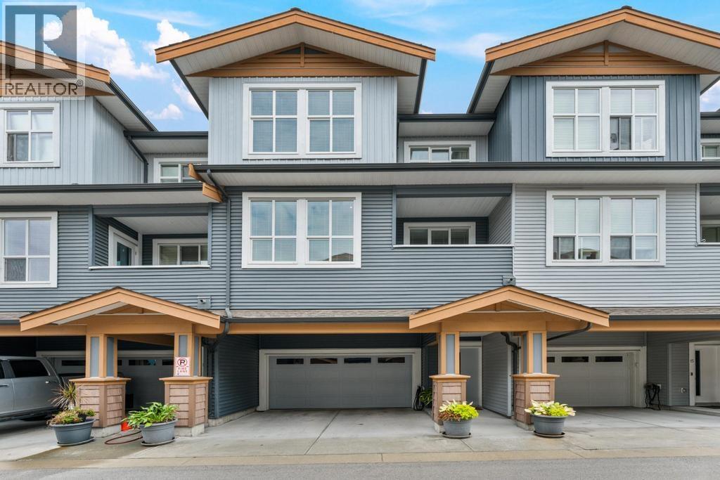 24086 104 Avenue Unit 16, Maple Ridge, BC V2W 1J2