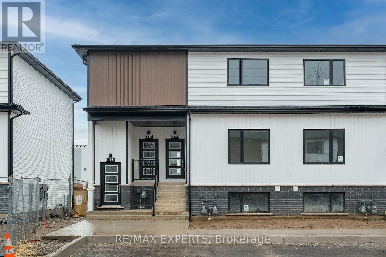 435 4263 Fourth Ave, Niagara Falls, ON L2E 0C2