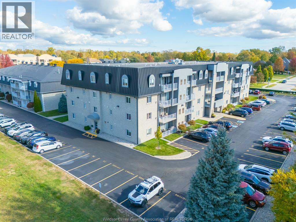 6055 Ellis Street Unit 306, Lasalle, ON N9H 2P8