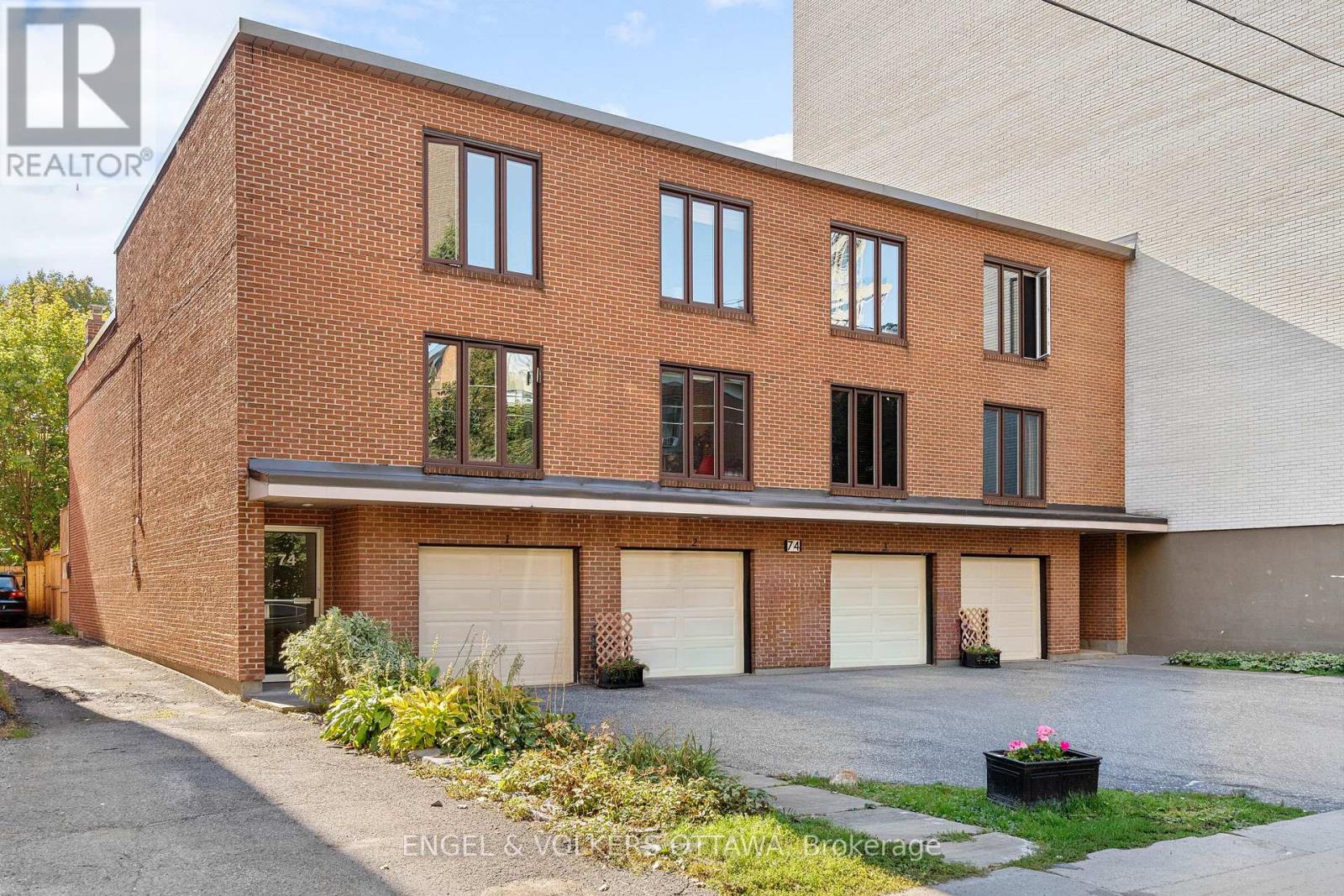 4 74 Somerset St W, Ottawa, ON K2P 0H5