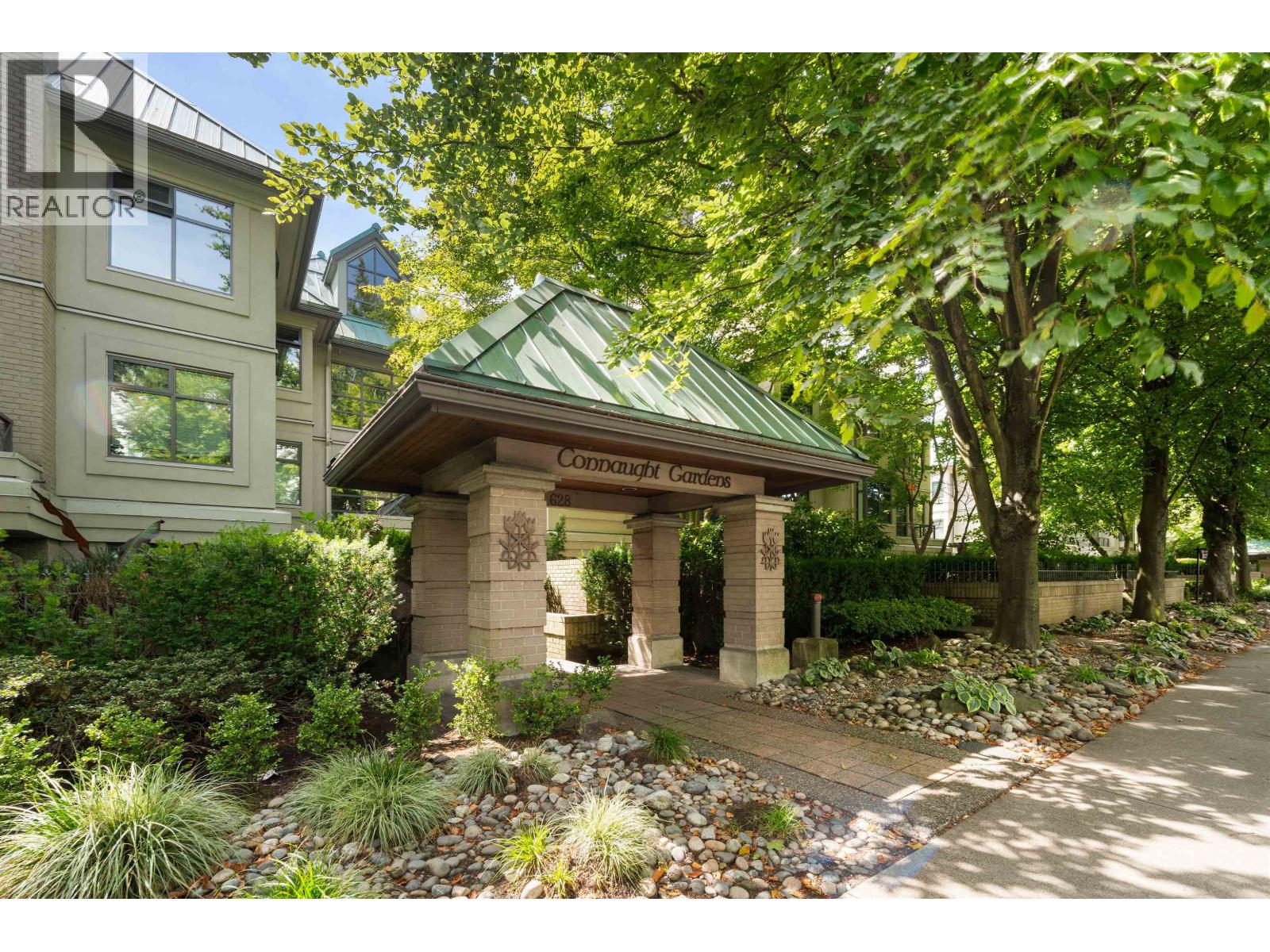 628 West 12th Avenue #e403, Vancouver, BC V5Z 1M8