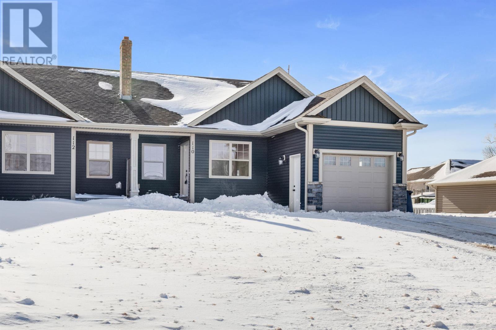110 Heron Dr, Stratford, PE C1B 2X8