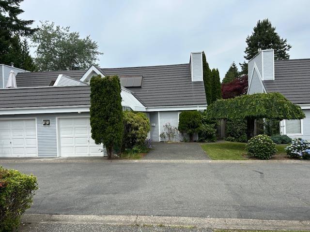 9785 152b Street Unit 9, Surrey, BC V3R 9W2