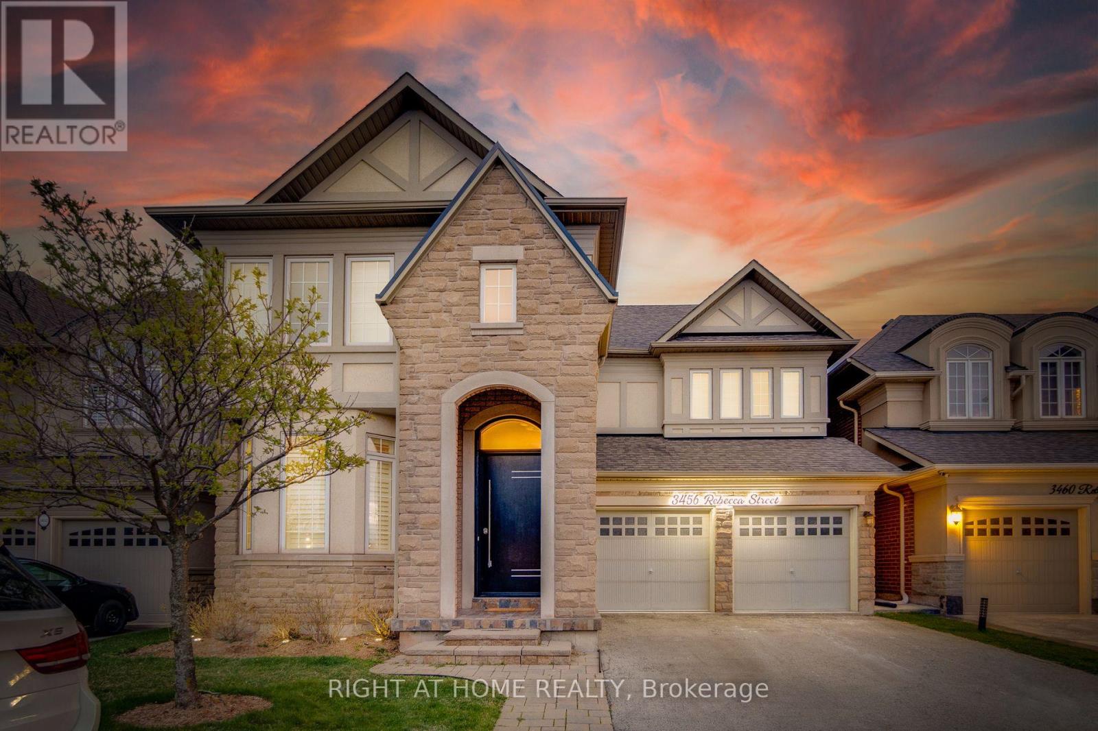 3456 Rebecca St, Oakville, ON L6L 0A8