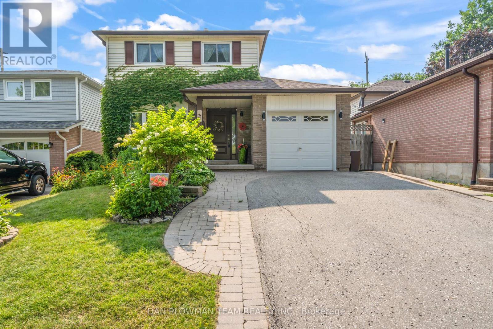 71 Barley Mill Cres, Clarington Bowmanville, ON L1C 4E9
